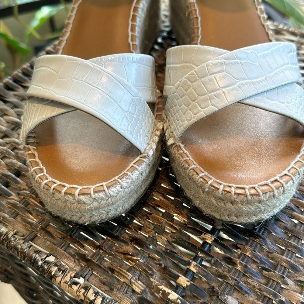FRANCO SARTO Carlotta white animal print espadrille wedge sandal women’s size 10